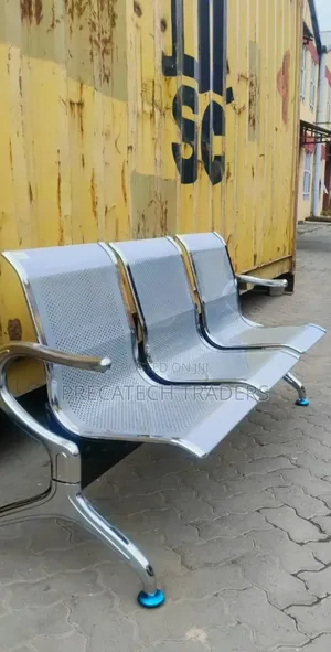 3 Seater Stainless Steel Waiting Bench – Modern Design