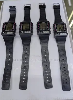 XINTUN Men’s Digital Sports Watch – Water Resistant