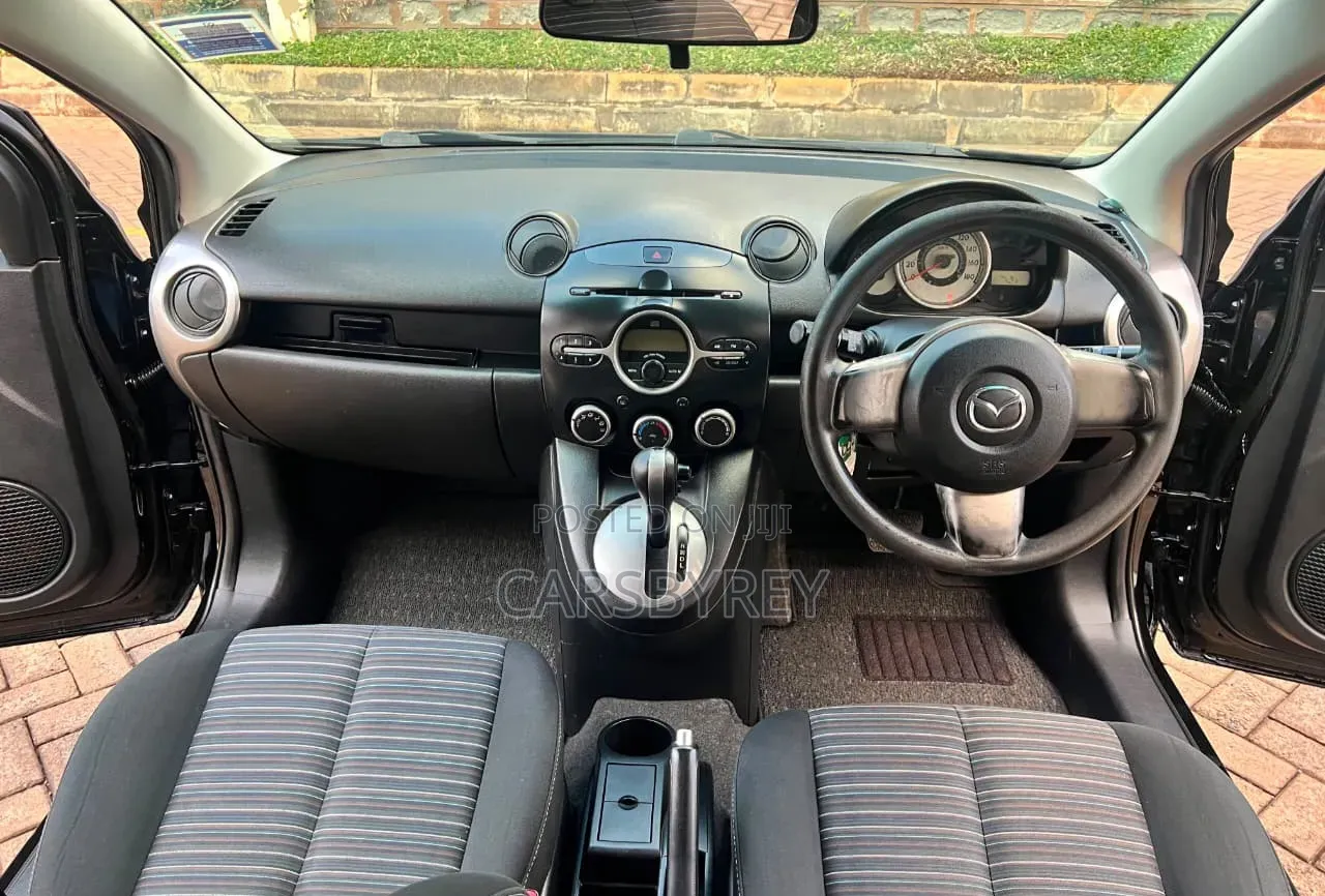 Mazda Demio 2010 Black