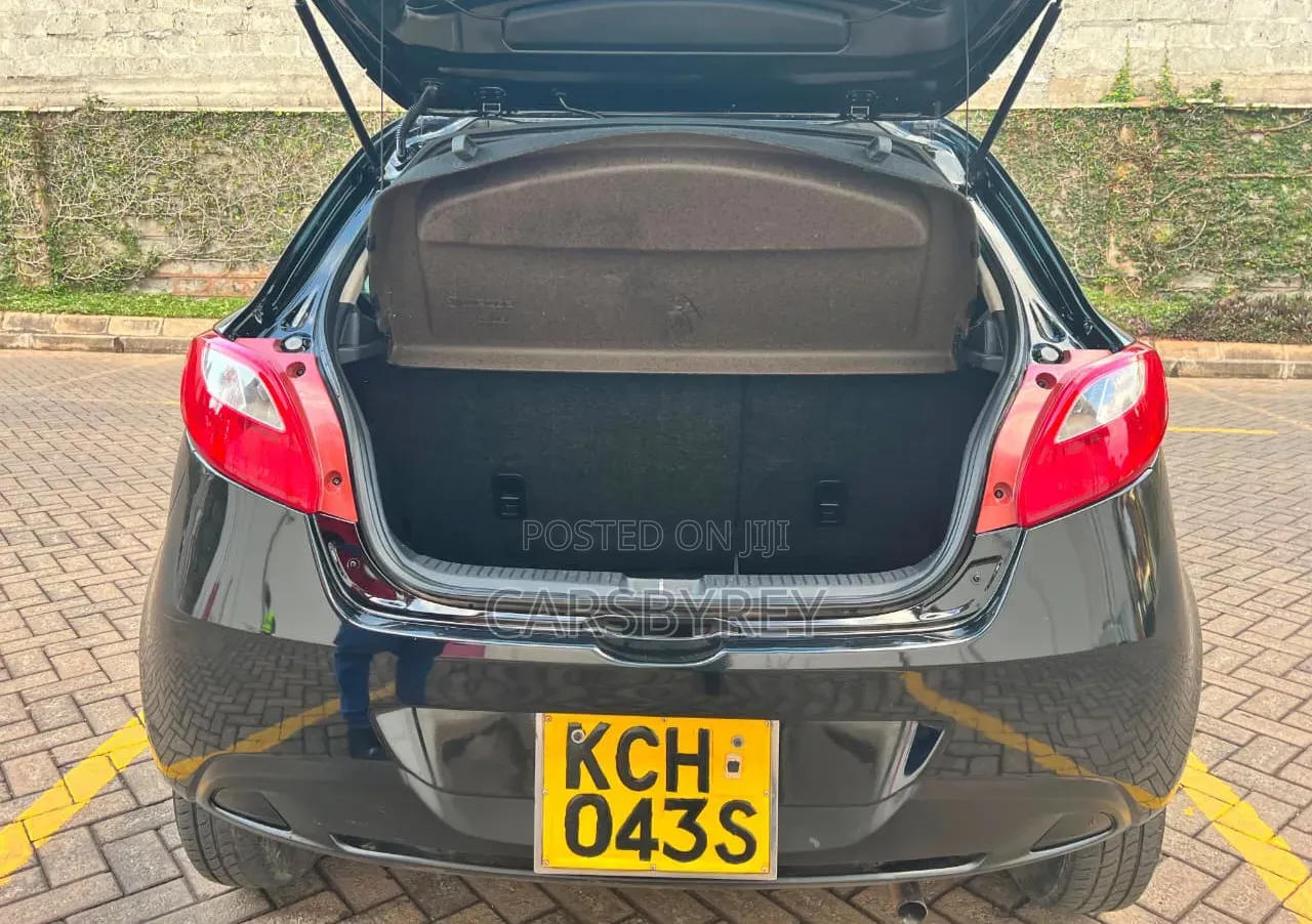Mazda Demio 2010 Black