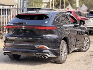 Toyota Harrier 2.0 4WD 2020 Pearl