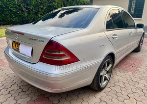 Mercedes-Benz C200 2003 Silver