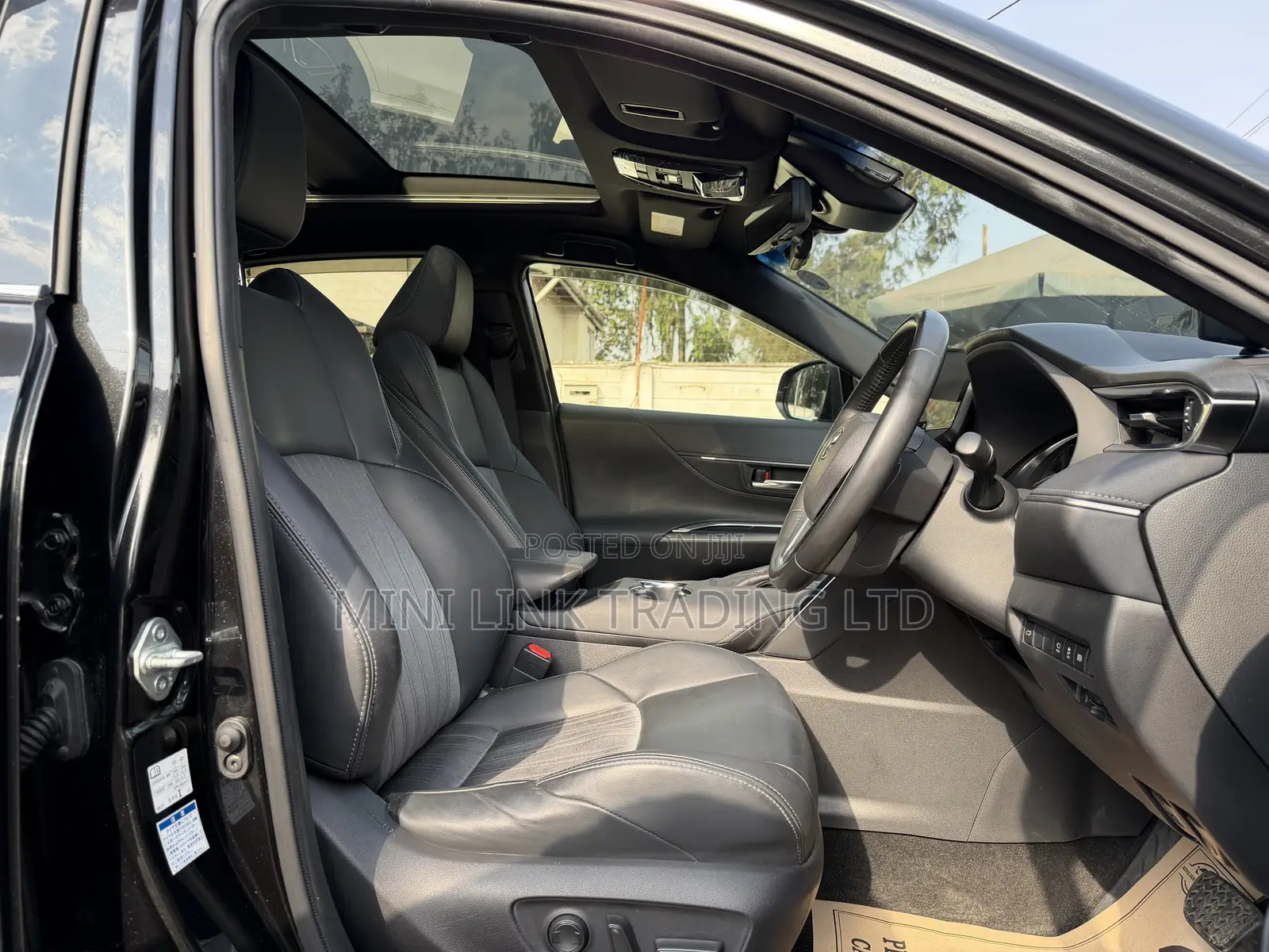 Toyota Harrier 2.0 4WD 2020 Pearl