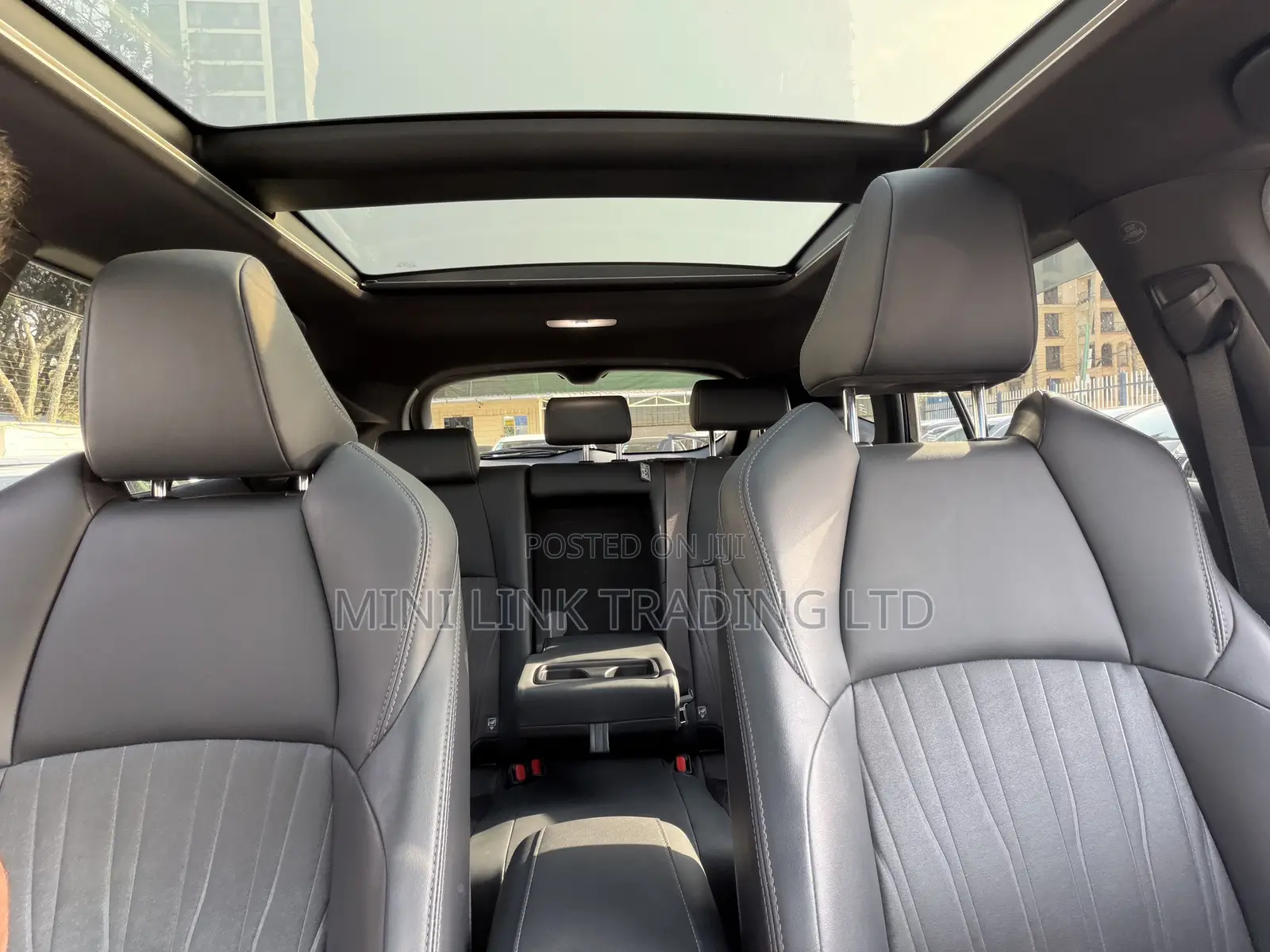 Toyota Harrier 2.0 4WD 2020 Pearl