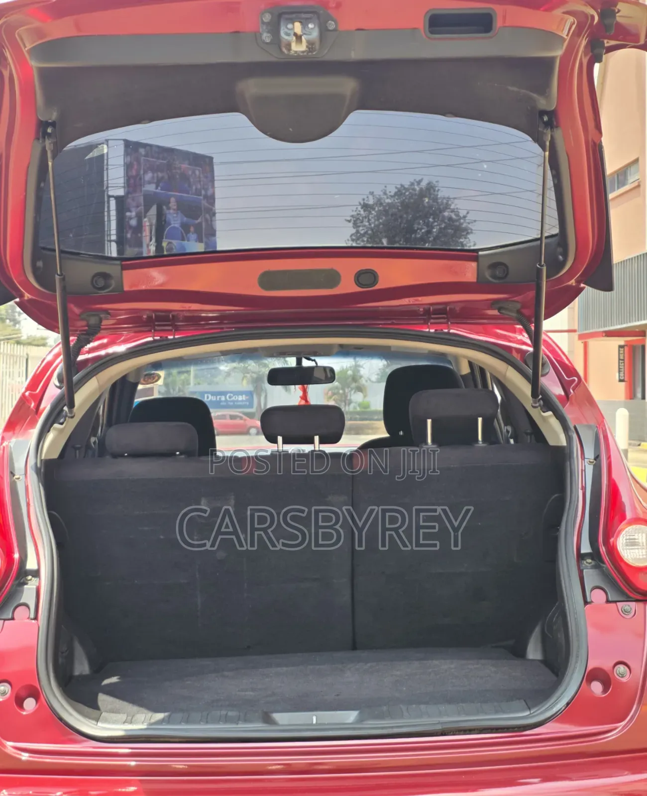 Nissan Juke 2011 Red