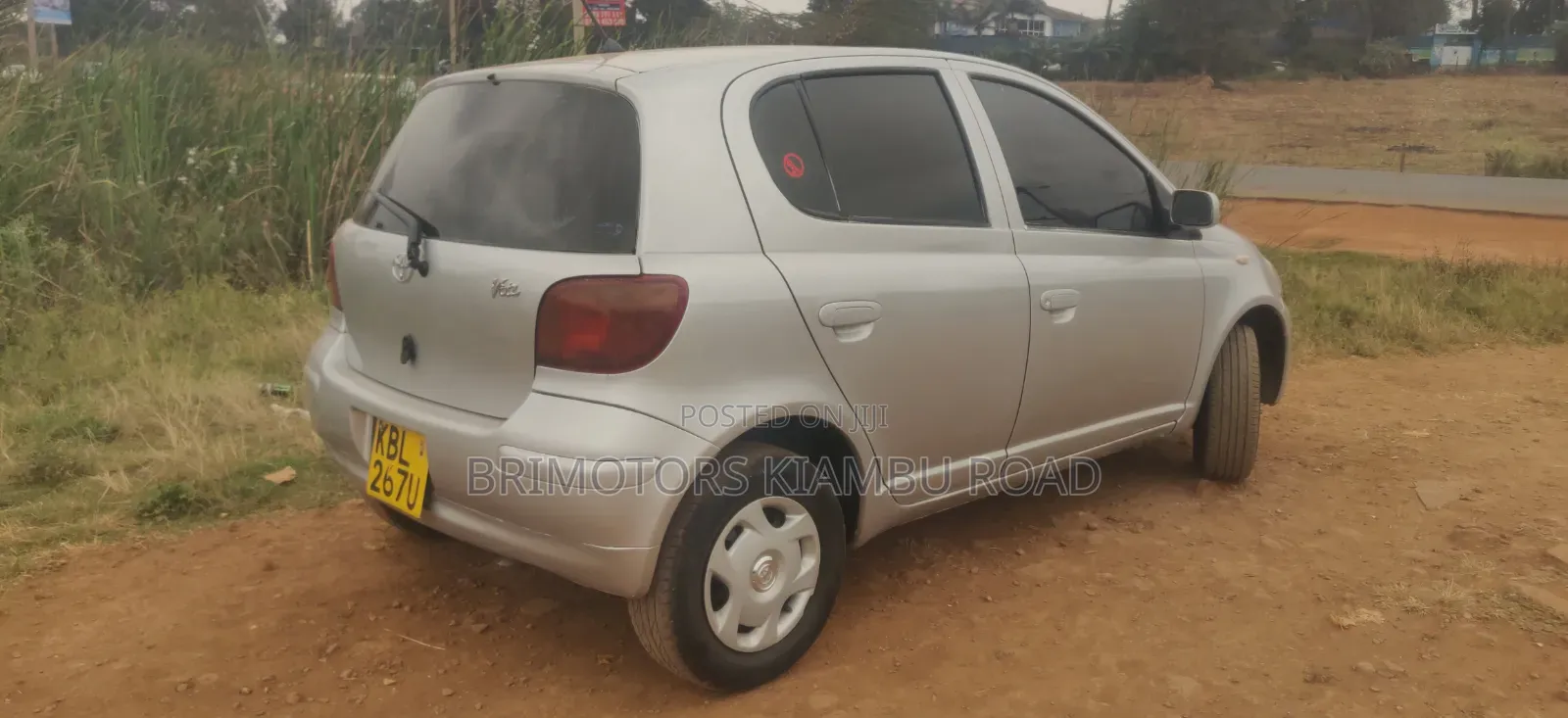 Toyota Vitz 2004 Silver
