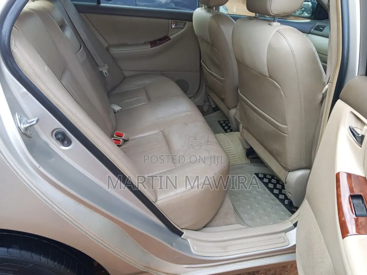 Toyota Corolla 2005 Gold