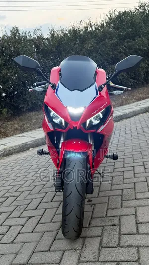 Taro GP1 400R 2025 Red