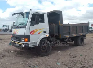Tata Trucker