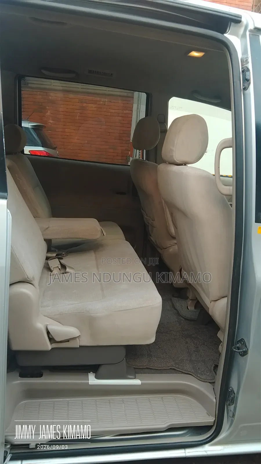 Toyota Noah 2005 Silver