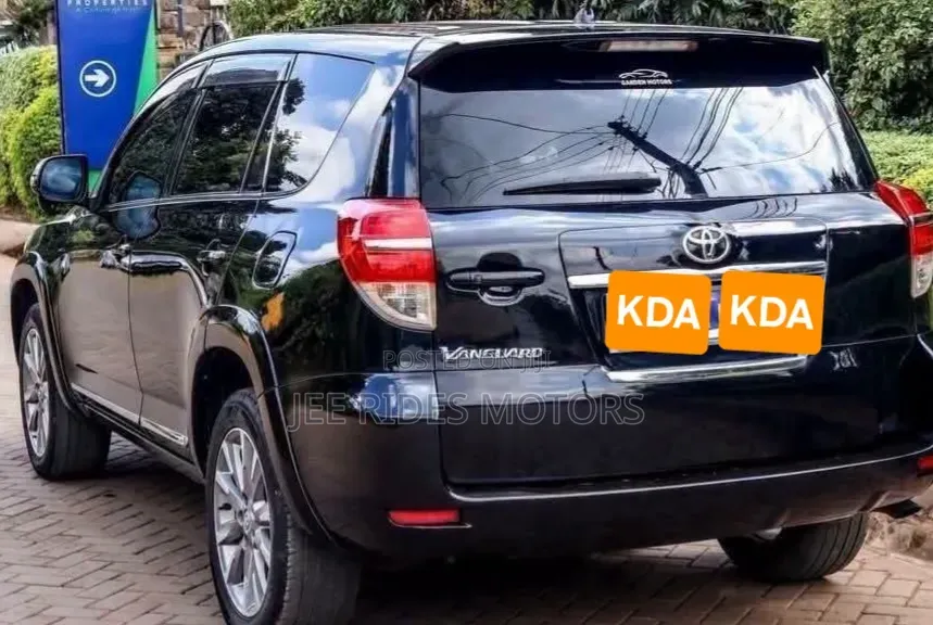 Toyota Vanguard 2013 Matt Black