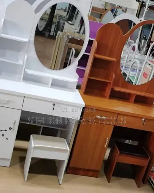 Executive Dressing Table With Mirror and Seat Set.