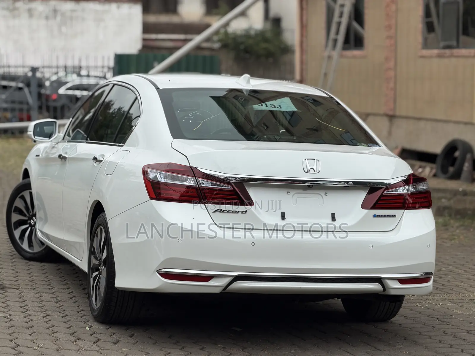 Honda Accord Hybrid 2019 White