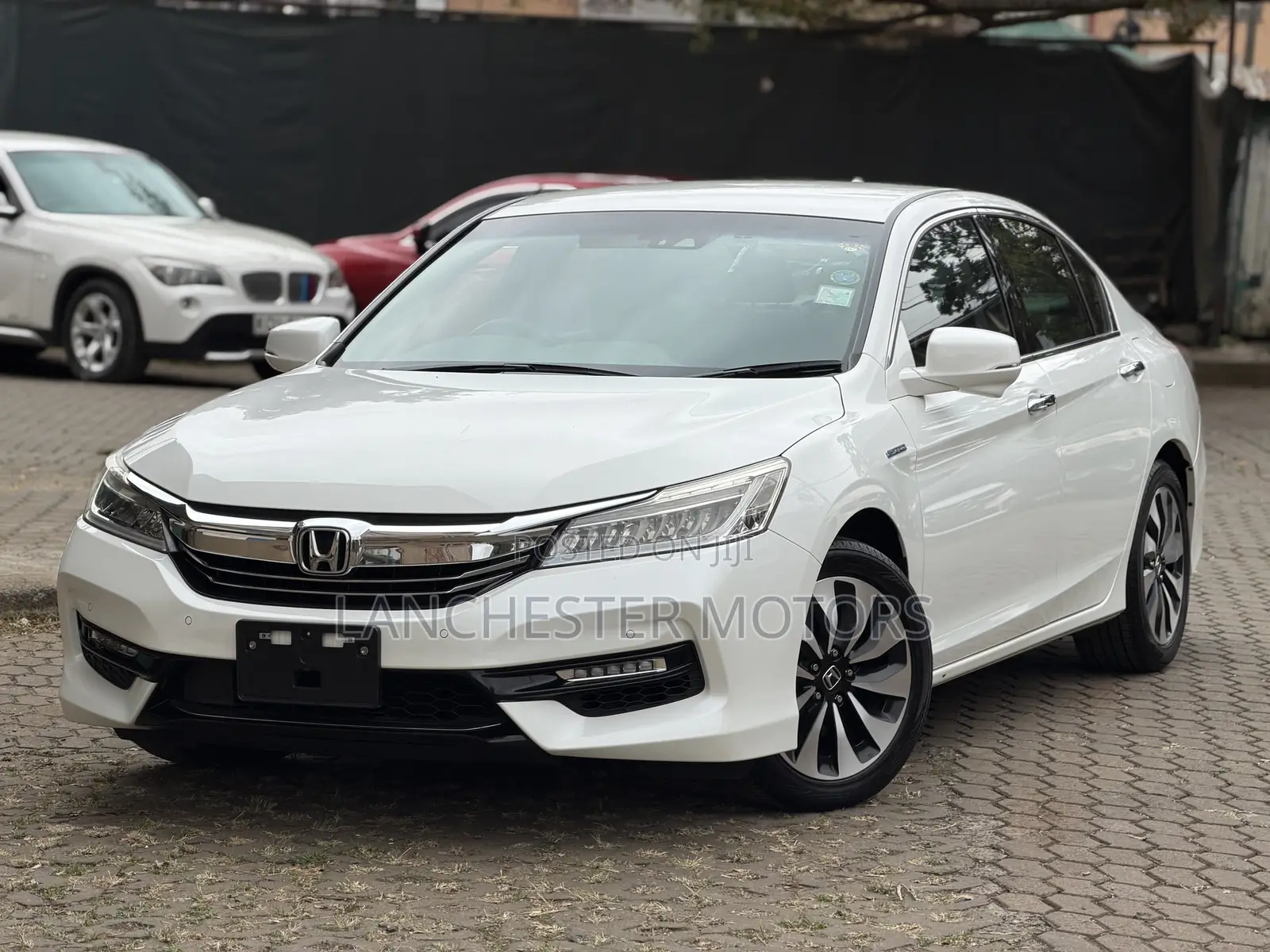 Honda Accord Hybrid 2019 White
