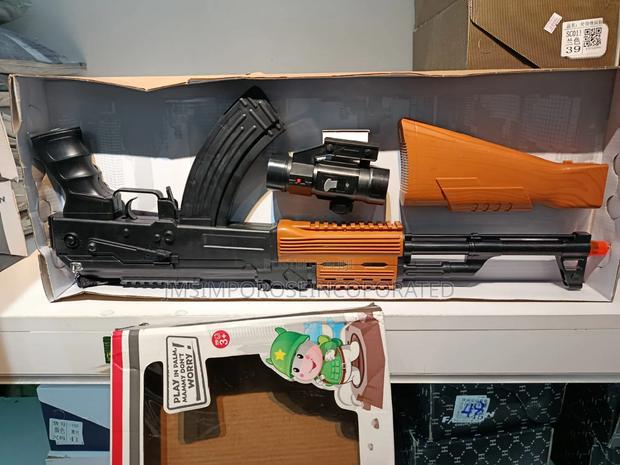 Toy Action Gun - main view