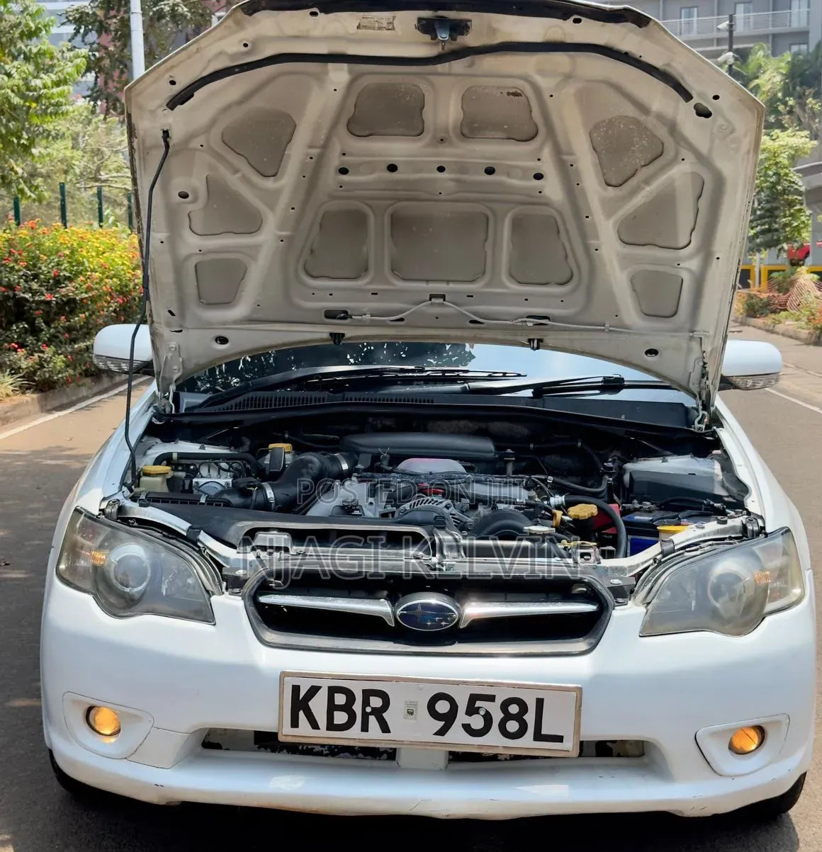 Subaru Legacy 2.0 2005 White
