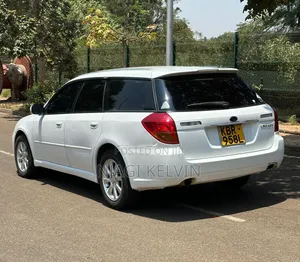 Subaru Legacy 2.0 2005 White