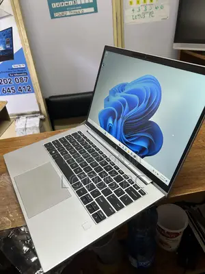 Laptop HP EliteBook 840 G10 16GB Intel Core i7 SSD 512GB