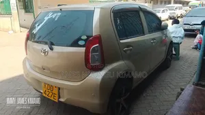 Toyota Passo 2014 Gold