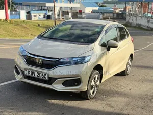 Honda Fit 2018 Beige