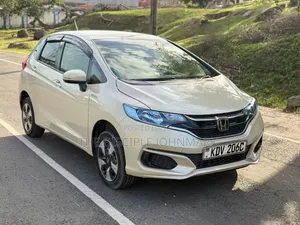 Honda Fit 2018 Beige