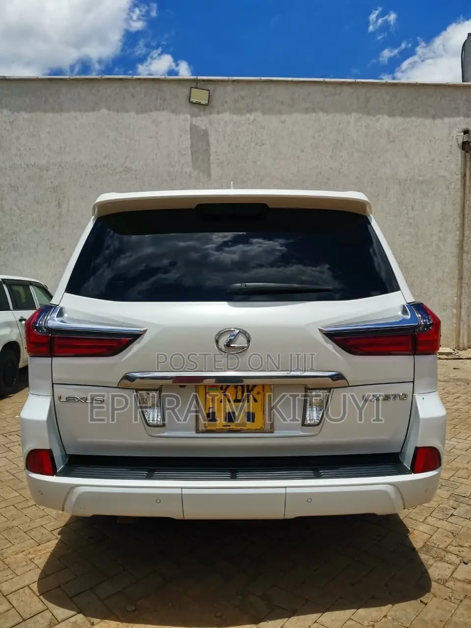 Lexus LX 2015 White