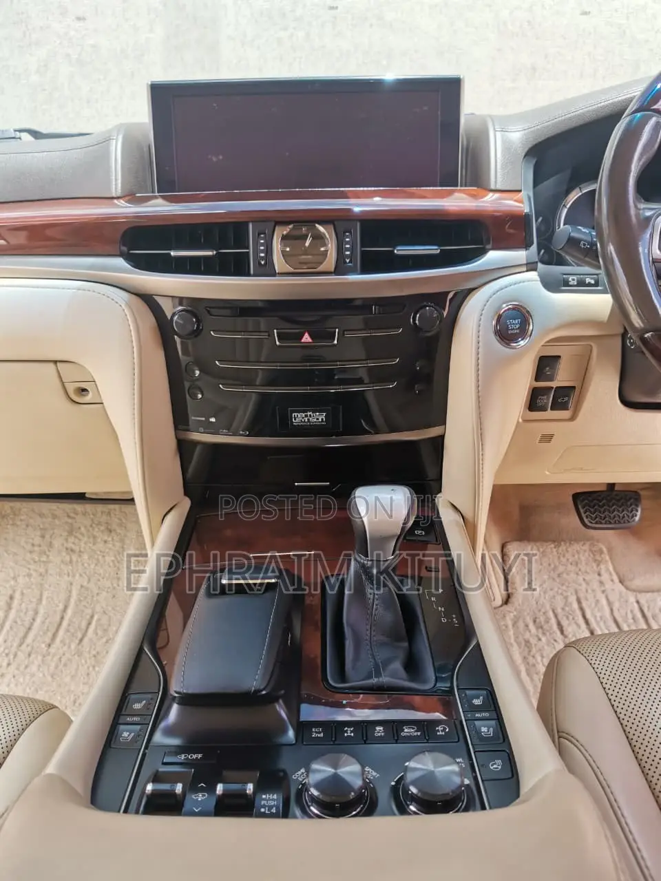 Lexus LX 2015 White