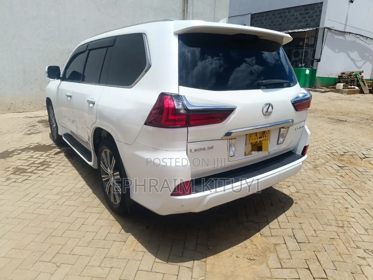 Lexus LX 2015 White