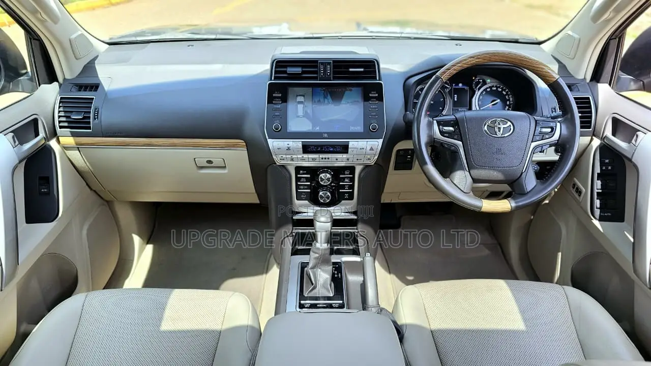 Toyota Land Cruiser Prado 2.8 2021 Brown