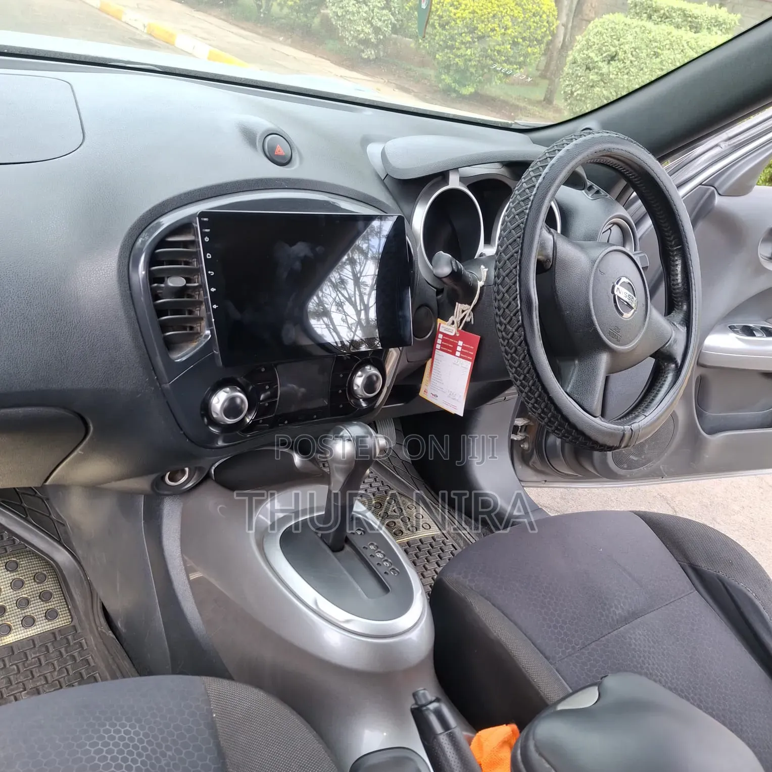 Nissan Juke 2011 Gray