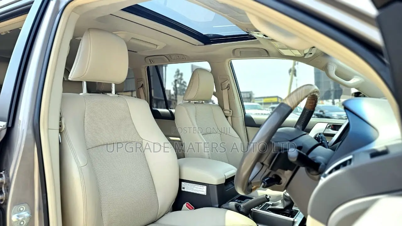 Toyota Land Cruiser Prado 2.8 2021 Brown