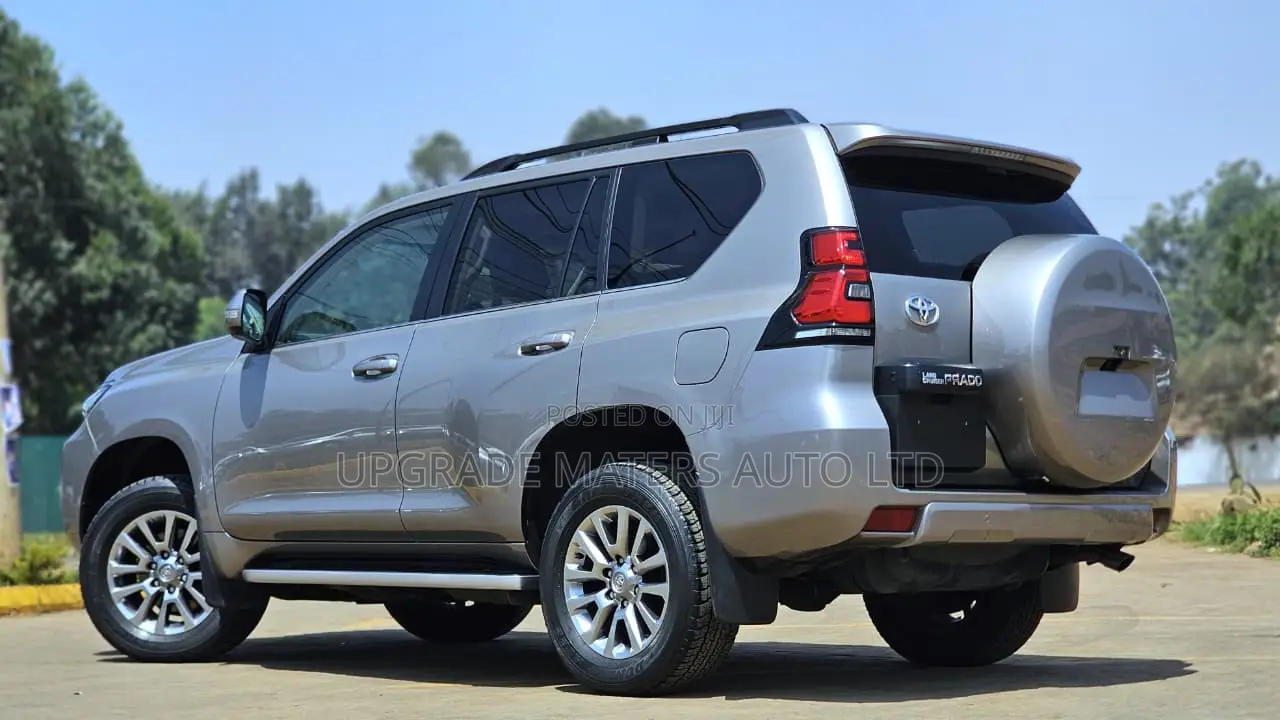 Toyota Land Cruiser Prado 2.8 2021 Brown