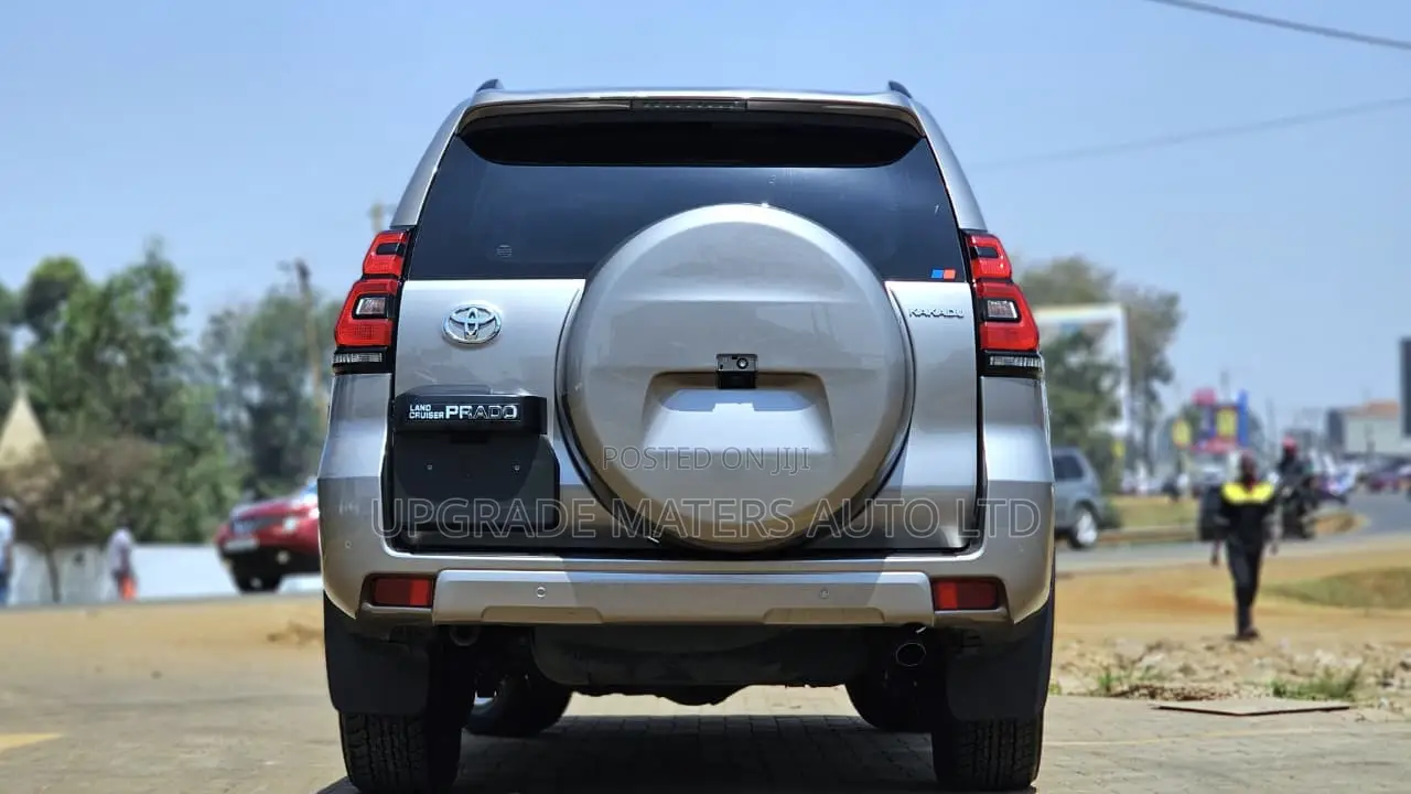 Toyota Land Cruiser Prado 2.8 2021 Brown