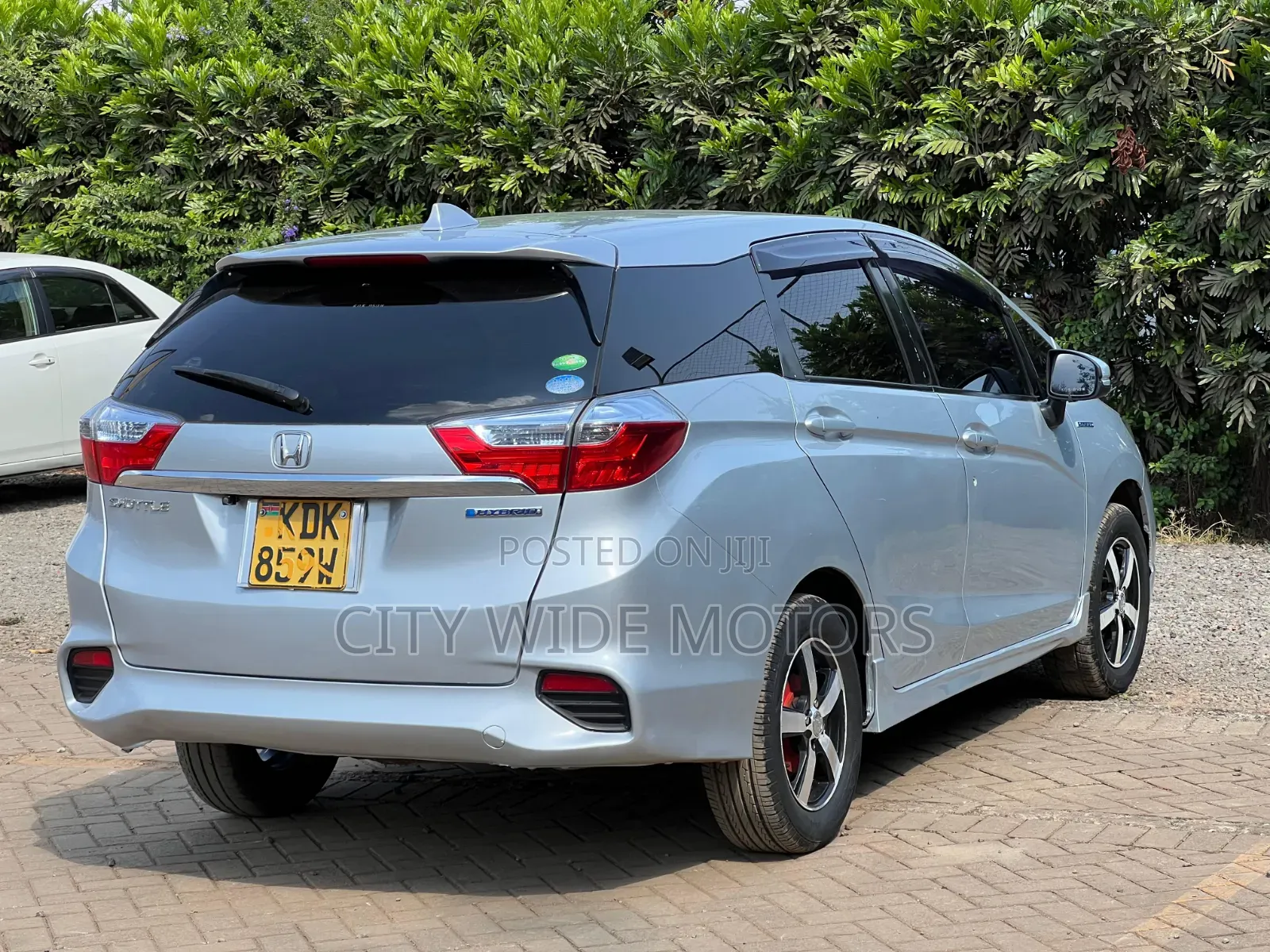 Honda Fit Shuttle 2013 Silver