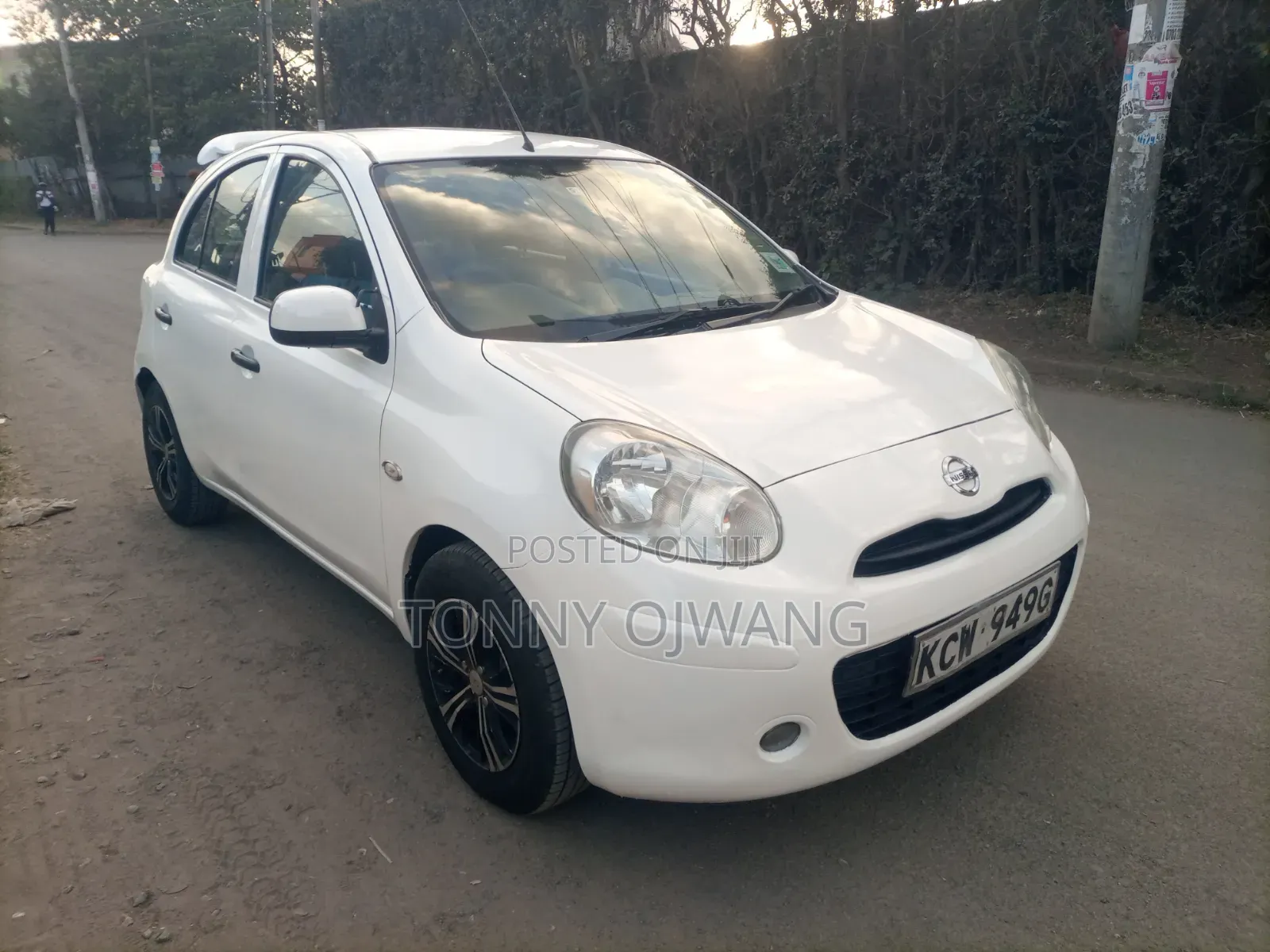 Nissan March 2012 Pearl