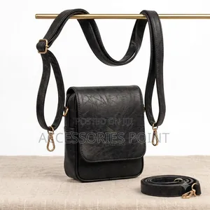 Amari Urban Mini Crossbody Sling — Premium Faux Leather Messenger Bag