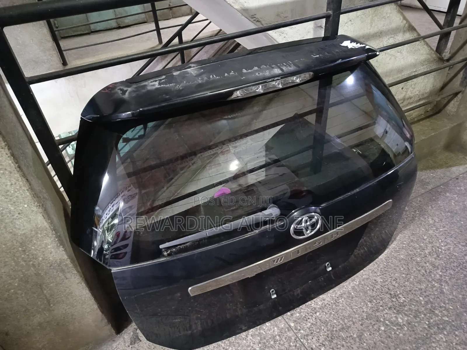 Wish 2095 Model Tailgate/Boot.
