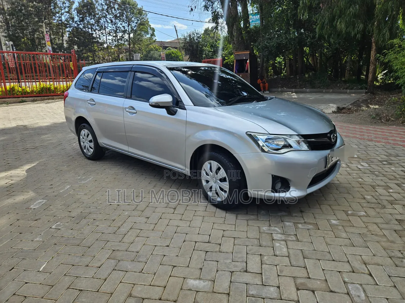 Toyota Corolla Fielder 2014 Silver