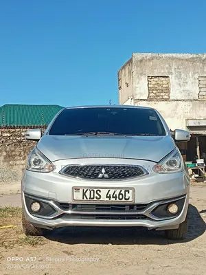 Mitsubishi Mirage 2017 Silver