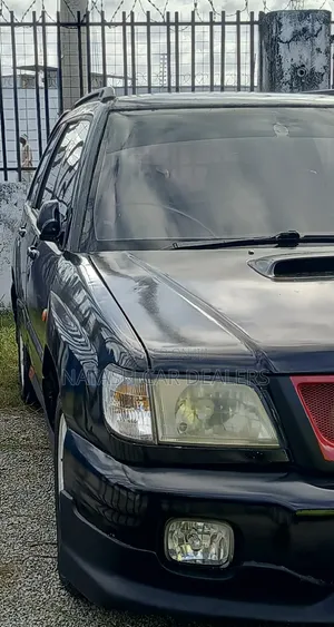 Subaru Forester 2001 Black