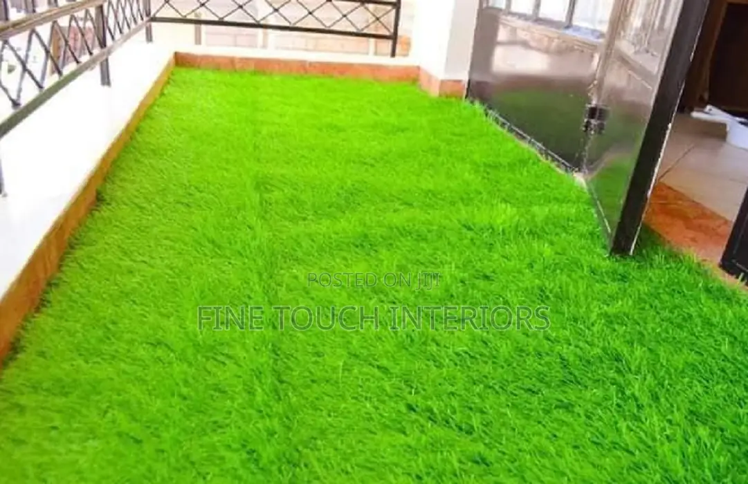 Wear- Resistant Artificial Grass Mat
