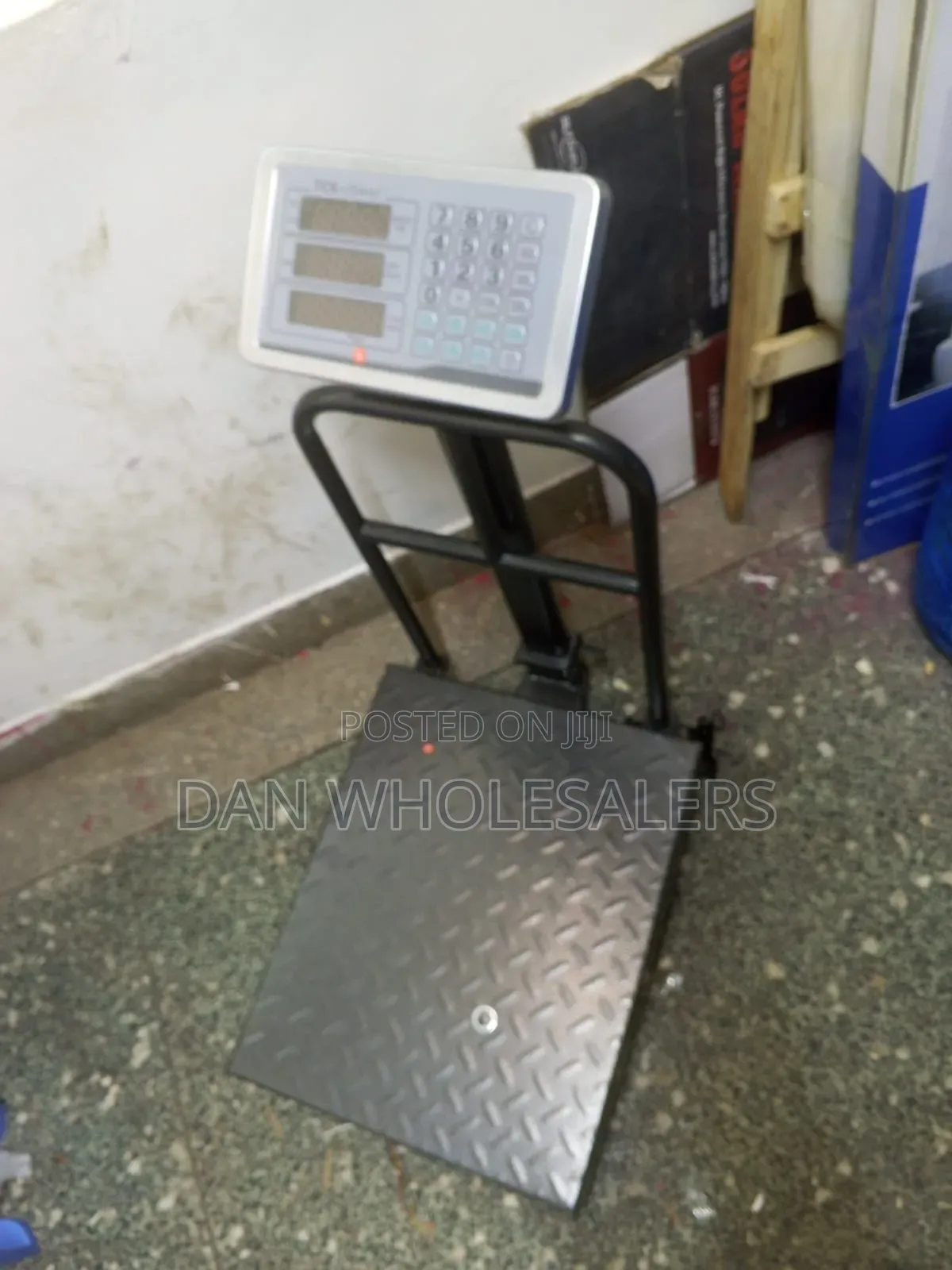 150kg Scale With Guard TCS Foldable 150kg Scale