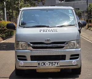 Toyota HiAce 2008 Silver
