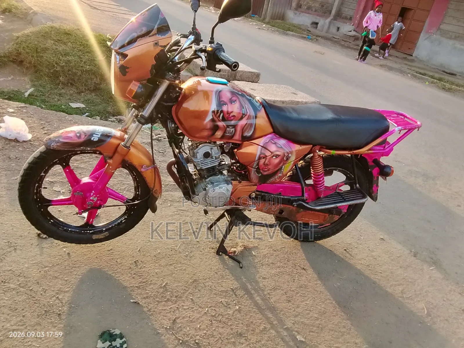 TVS HLX Plus ES 2021 Black