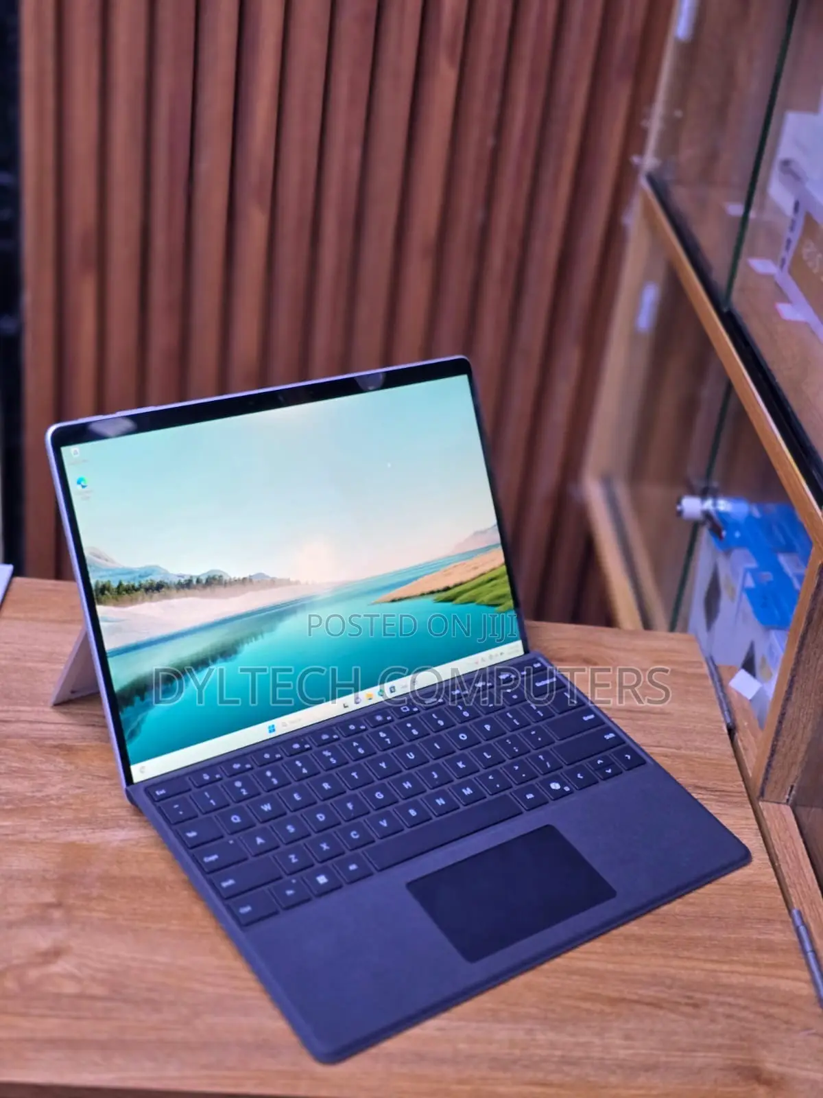 Laptop Microsoft Surface Pro 9 16GB Intel Core i7 SSD 256GB