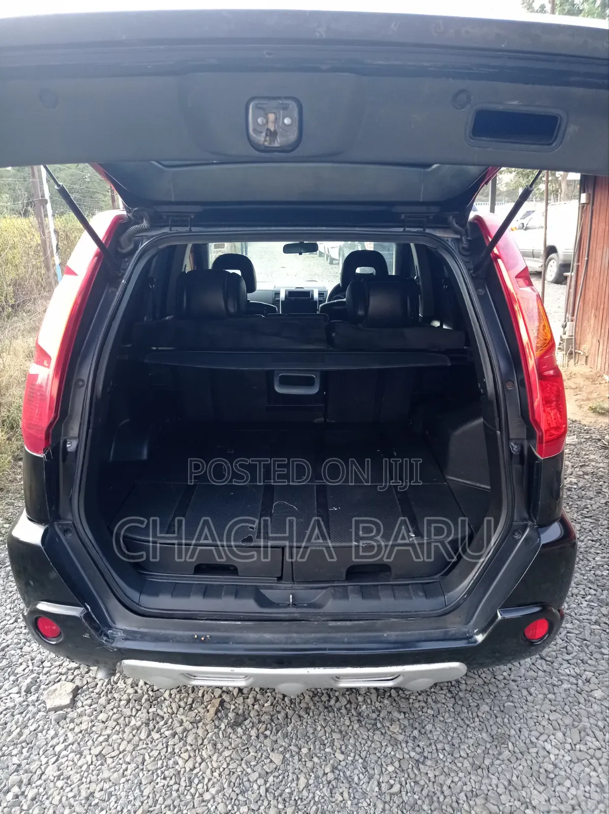 Nissan X-Trail 2.0 Petrol XE 2010 Black