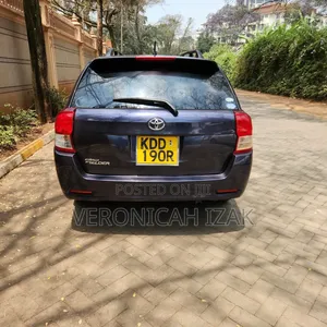Toyota Corolla Fielder 2014 Blue