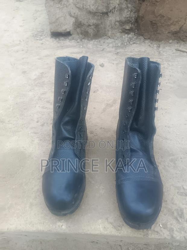 Security Boots - thumbnail 3