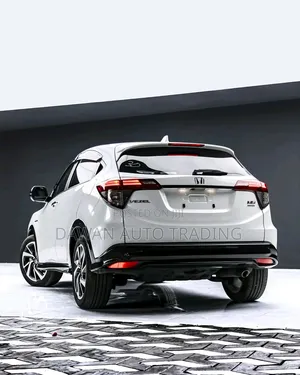 Honda Vezel 2019 White