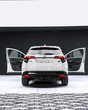 Honda Vezel 2019 White